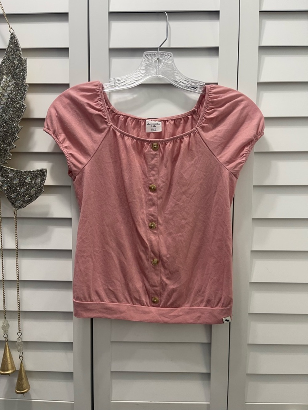 🌟 3 for $18 Girls Abercrombie and Fitch  Soft Pink Button-Front Top